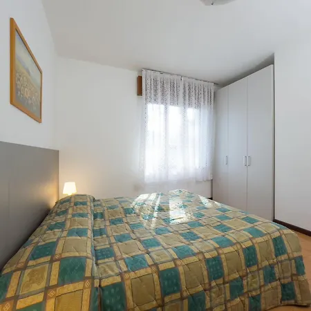 Apartment Quiet Flat With Garden