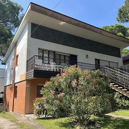 Quiet Flat With Garden